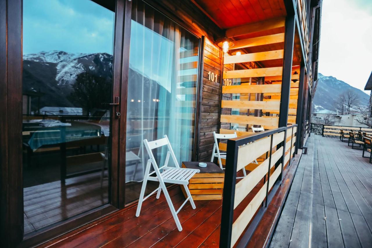 Wooden Hotel Kazbegi 외부 사진